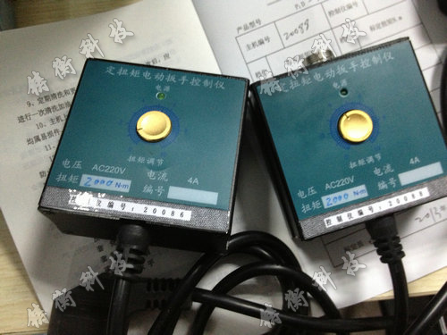 電動扭力扳手圖片